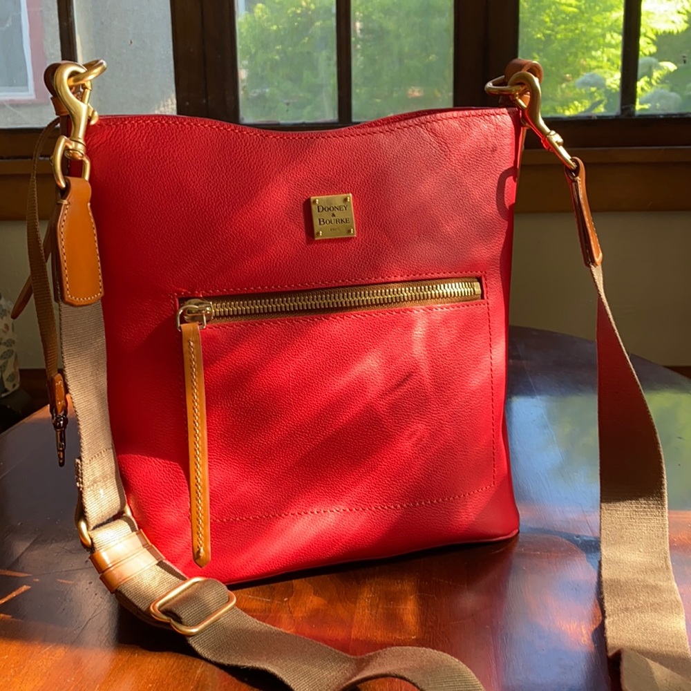 Authentic Dooney & Bourke Raleigh Roxy